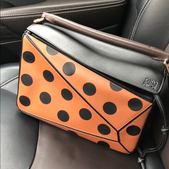 Loewe Handbags - Puzzle bag with circles Black/Tan